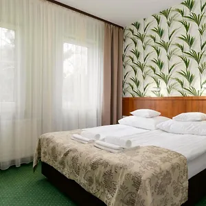 Отель Hotel Zielony, Познань